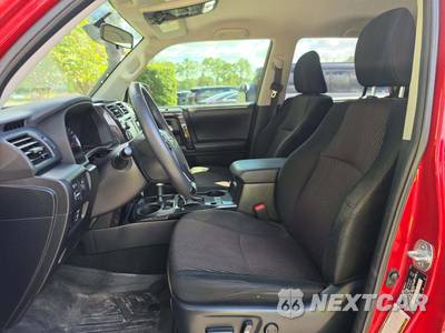 2019 Toyota 4Runner TRD Off-Road - zdjęcie 6 z 25 - miniatura