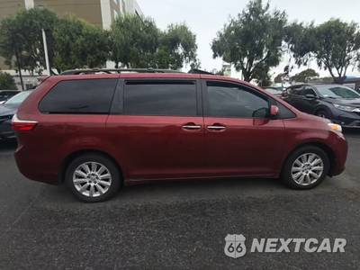 2015 Toyota Sienna XLE Premium 7-Passenger 119.3" WB - zdjęcie 5 z 46 - miniatura