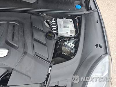 2022 Porsche Cayenne Coupe - zdjęcie 26 z 26 - miniatura