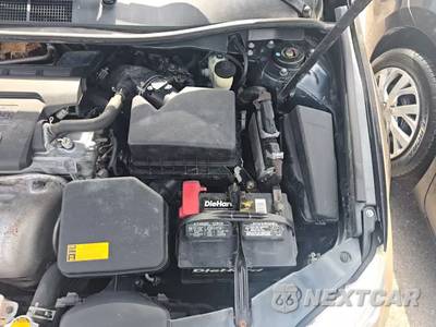 2015 Toyota Camry SE - zdjęcie 31 z 32 - miniatura
