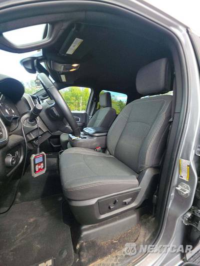 2024 Ram 2500 Big Horn Crew Cab Medium Bed - zdjęcie 3 z 28 - miniatura