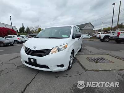 2017 Toyota Sienna L 7-Passenger 119.3" WB
