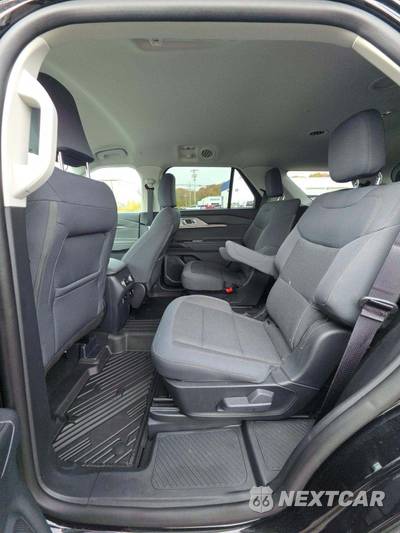 2025 Ford Explorer Active - zdjęcie 10 z 27 - miniatura