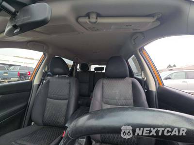 2019 Nissan Rogue SV - zdjęcie 8 z 31 - miniatura