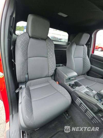 2026 Toyota Tacoma SR Regular Cab Long Bed - zdjęcie 13 z 20 - miniatura