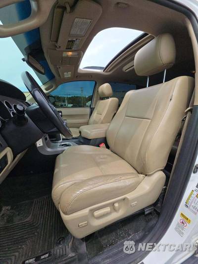 2013 Toyota Sequoia Limited - zdjęcie 3 z 35 - miniatura