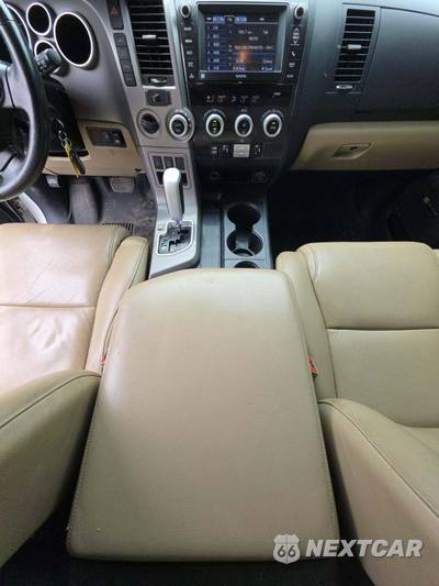 2013 Toyota Sequoia Limited - zdjęcie 7 z 35 - miniatura