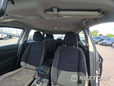 2017 Nissan Rogue Sport S - zdjęcie 8 z 38 - miniatura
