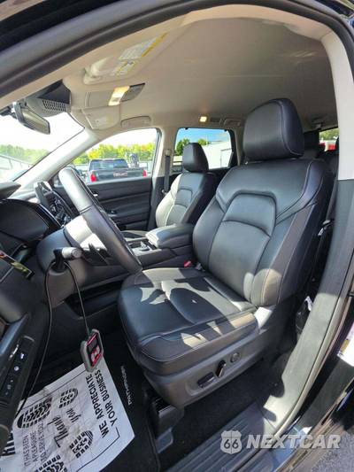 2025 Nissan Pathfinder SL - zdjęcie 3 z 26 - miniatura