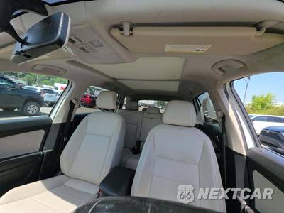 2018 Volkswagen Tiguan SE - zdjęcie 8 z 31 - miniatura