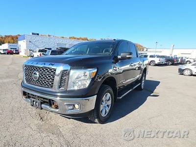 2017 Nissan TITAN SV Crew Cab Short Bed - zdjęcie 1 z 30 - miniatura