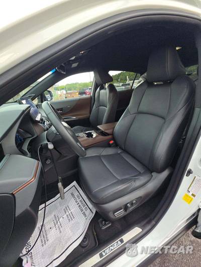2023 Toyota Venza XLE - zdjęcie 3 z 24 - miniatura
