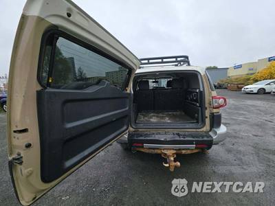 2013 Toyota FJ Cruiser w/Rear Doors - zdjęcie 11 z 30 - miniatura