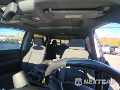 2020 GMC Sierra 1500 SLE Crew Cab Short Bed 3SA - zdjęcie 8 z 25 - miniatura