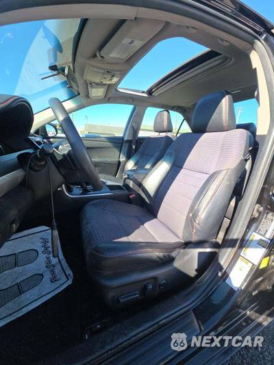 2015 Toyota Camry SE - zdjęcie 6 z 44 - miniatura