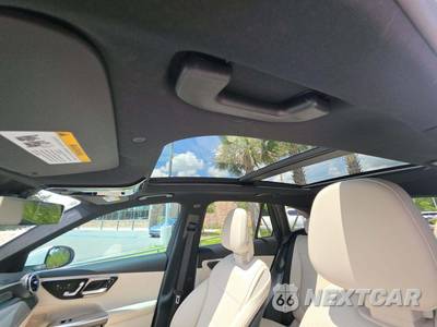 2025 Mercedes-Benz GLC 300 - zdjęcie 11 z 24 - miniatura
