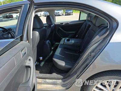 2013 Volkswagen Jetta TDI Sedan w/Premium & Navigation - zdjęcie 10 z 38 - miniatura