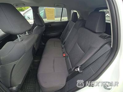 2024 Toyota Corolla Cross LE - zdjęcie 13 z 21 - miniatura