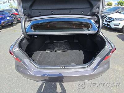 2024 Toyota Camry SE - zdjęcie 11 z 19 - miniatura