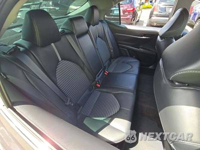 2024 Toyota Camry SE - zdjęcie 13 z 19 - miniatura