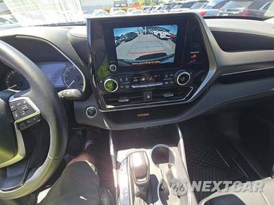 2024 Toyota Highlander XLE - zdjęcie 7 z 20 - miniatura