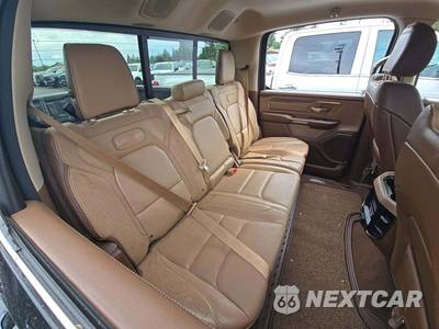 2019 Ram 1500 Laramie Longhorn Crew Cab Short Bed - zdjęcie 16 z 25 - miniatura
