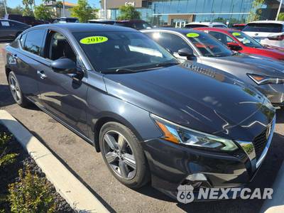 2019 Nissan Altima SL - zdjęcie 4 z 23 - miniatura