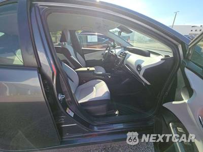 2022 Toyota Prius LE - zdjęcie 18 z 24 - miniatura