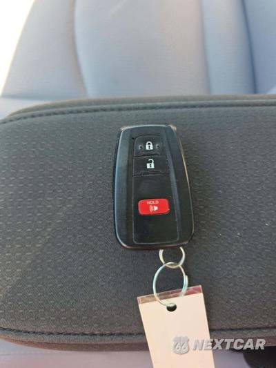 2022 Toyota Prius LE - zdjęcie 8 z 24 - miniatura