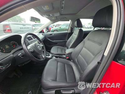 2011 Volkswagen Jetta Sedan SE - zdjęcie 6 z 22 - miniatura