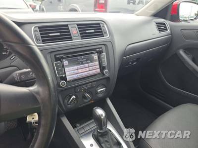 2011 Volkswagen Jetta Sedan SE - zdjęcie 10 z 22 - miniatura