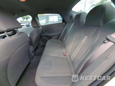 2026 Hyundai Elantra SEL Sport - zdjęcie 13 z 21 - miniatura