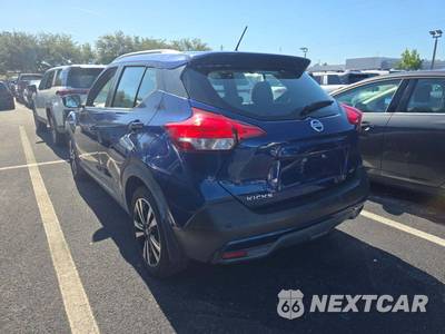 2020 Nissan Kicks SR - zdjęcie 2 z 21 - miniatura