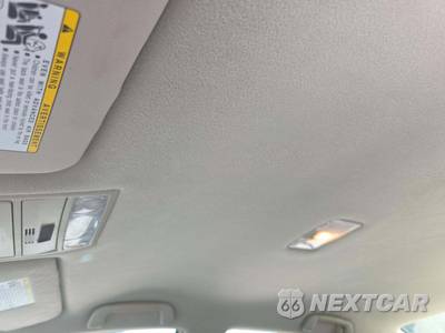 2011 Toyota Camry LE - zdjęcie 8 z 18 - miniatura