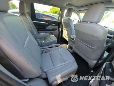 2016 Toyota Highlander XLE - zdjęcie 17 z 23 - miniatura