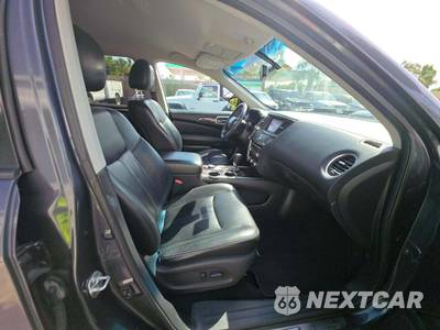 2013 Nissan Pathfinder SL - zdjęcie 19 z 31 - miniatura
