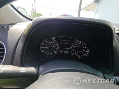 2013 Nissan Pathfinder SL - zdjęcie 9 z 31 - miniatura
