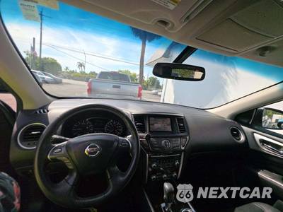 2013 Nissan Pathfinder SL - zdjęcie 10 z 31 - miniatura