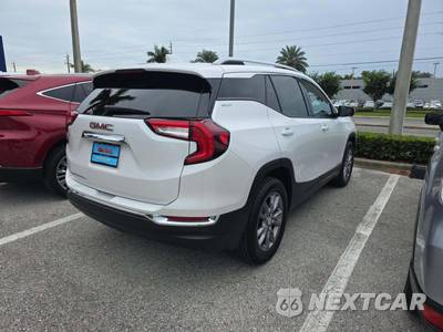2024 GMC Terrain SLT 4SA - zdjęcie 3 z 21 - miniatura