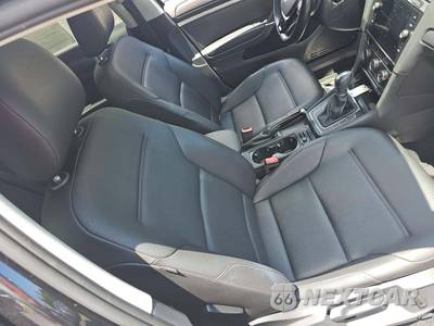 2018 Volkswagen Golf SE Hatchback - zdjęcie 15 z 27 - miniatura