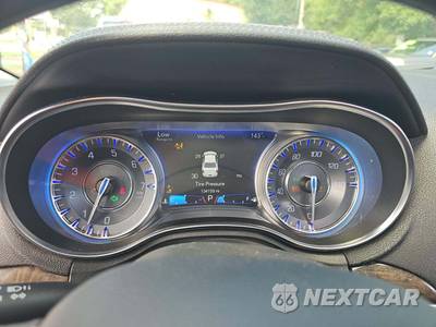 2017 Chrysler 300C - zdjęcie 6 z 26 - miniatura