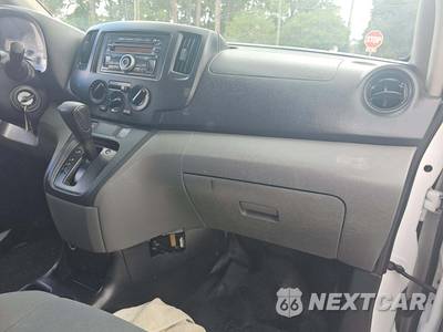 2017 Nissan NV200 Compact Cargo S 115.2" WB - zdjęcie 16 z 38 - miniatura