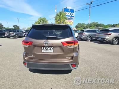 2017 Toyota Highlander Limited - zdjęcie 4 z 29 - miniatura