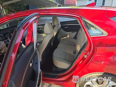 2013 Hyundai Elantra GT Hatchback - zdjęcie 10 z 25 - miniatura