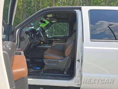 2016 Ford Super Duty F-250 Platinum Crew Cab Medium Bed - zdjęcie 3 z 25 - miniatura