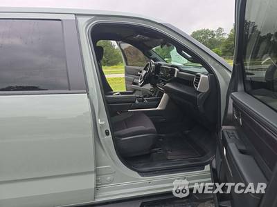 2025 Toyota Tundra SR5 Crew Cab Medium Bed - zdjęcie 15 z 21 - miniatura