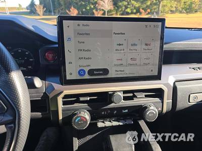 2025 Toyota Tacoma TRD Off-Road Crew Cab Medium Bed - zdjęcie 7 z 21 - miniatura