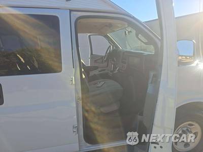 2019 Chevrolet Express 2500 Passenger Van LS 1LS 135.0" WB - zdjęcie 16 z 25 - miniatura