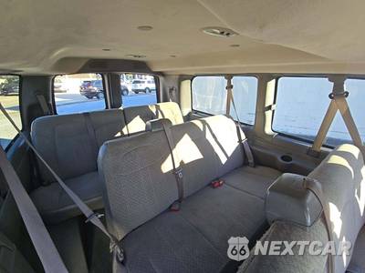 2019 Chevrolet Express 2500 Passenger Van LS 1LS 135.0" WB - zdjęcie 11 z 25 - miniatura