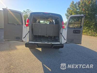 2019 Chevrolet Express 2500 Passenger Van LS 1LS 135.0" WB - zdjęcie 12 z 25 - miniatura